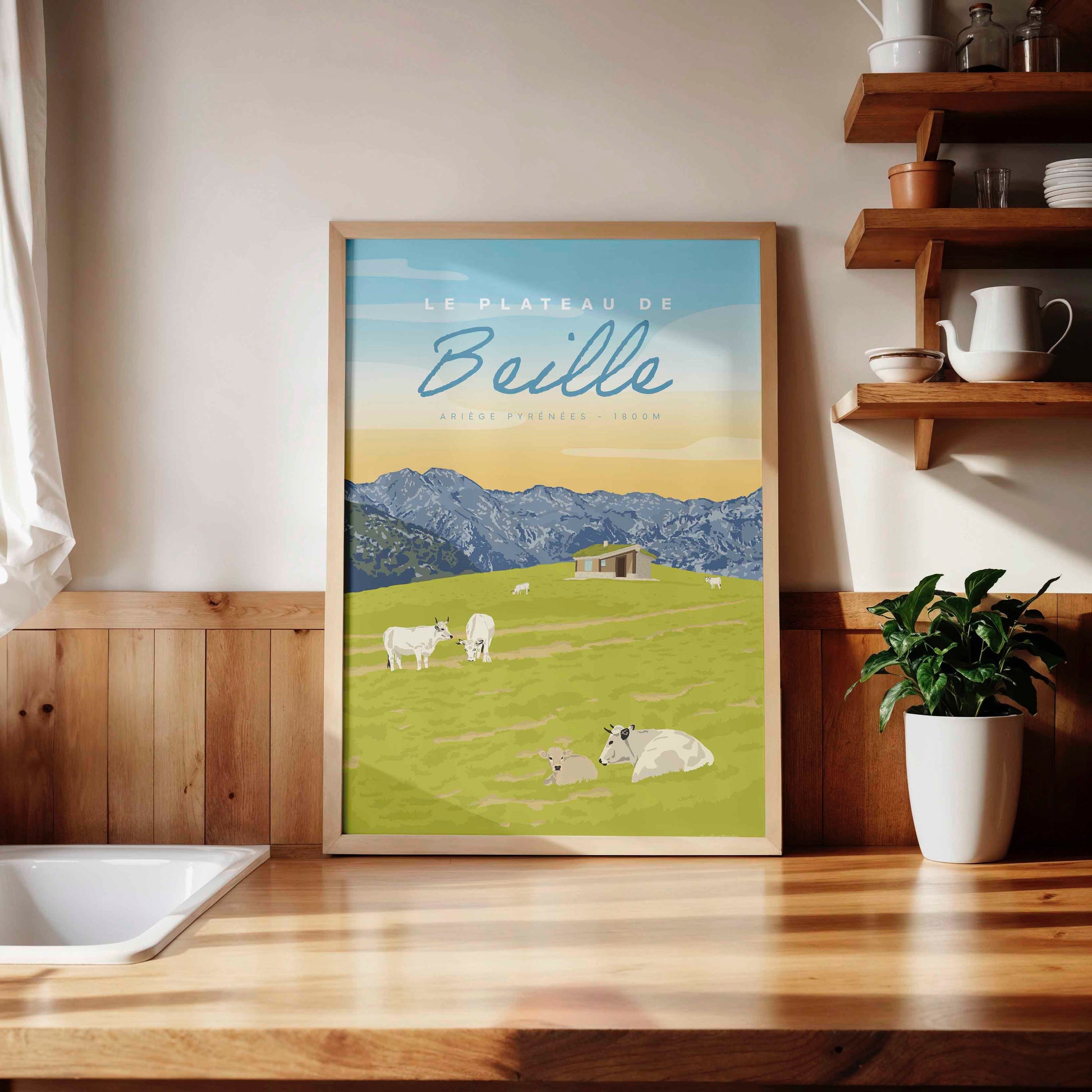 Affiche Goodbye Marylou du Plateau de Beille été exposée sur un plan de travail en bois dans une cuisine lumineuse au style rustique